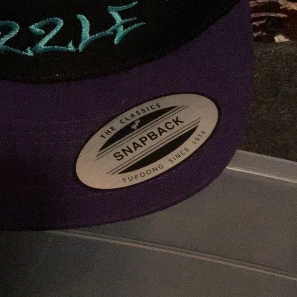 City hunter Miami hat and fly high drizzle hat - Picture 4 of 4